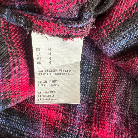 American eagle outfitters boyfriend fit plaid button down flannel size medium - Picture 4 of 4